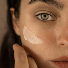 Load image into Gallery viewer, 003 DOPE your glow FACE CREAM
